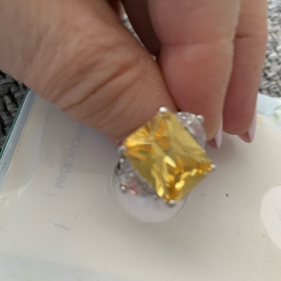 Ornate Yellow and Silver Gemstone custom Ring like new - Picture 3 of 7